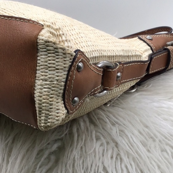 Fossil Beige Tweed Shoulder Bag - Picture 6 of 11